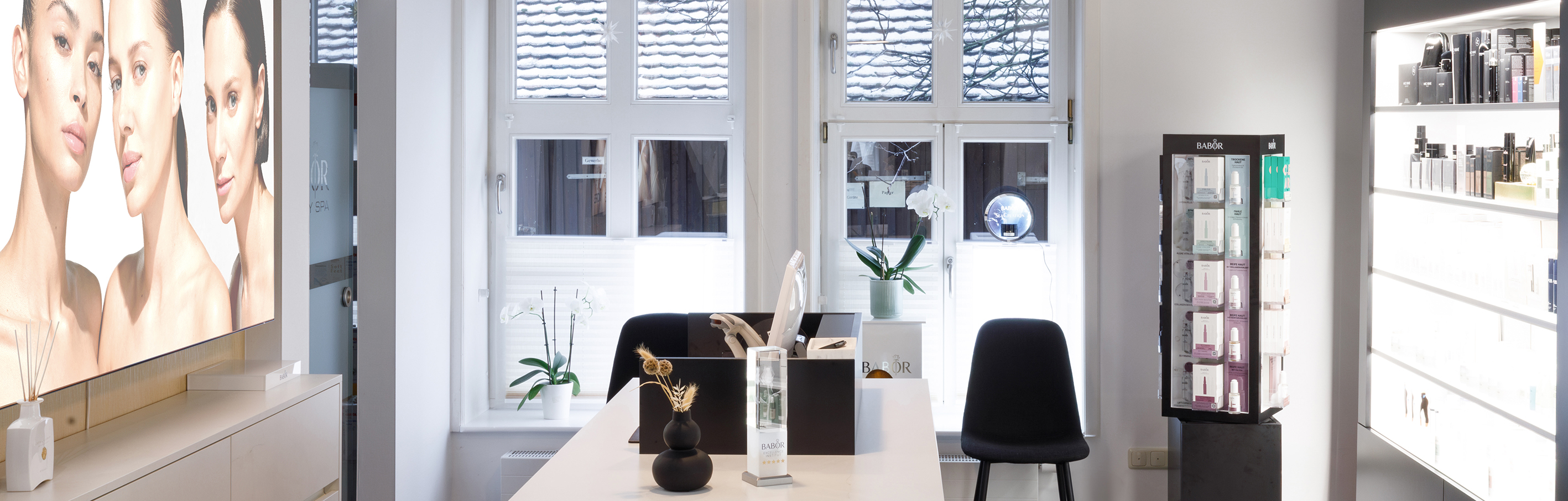 Slider Institut Theke