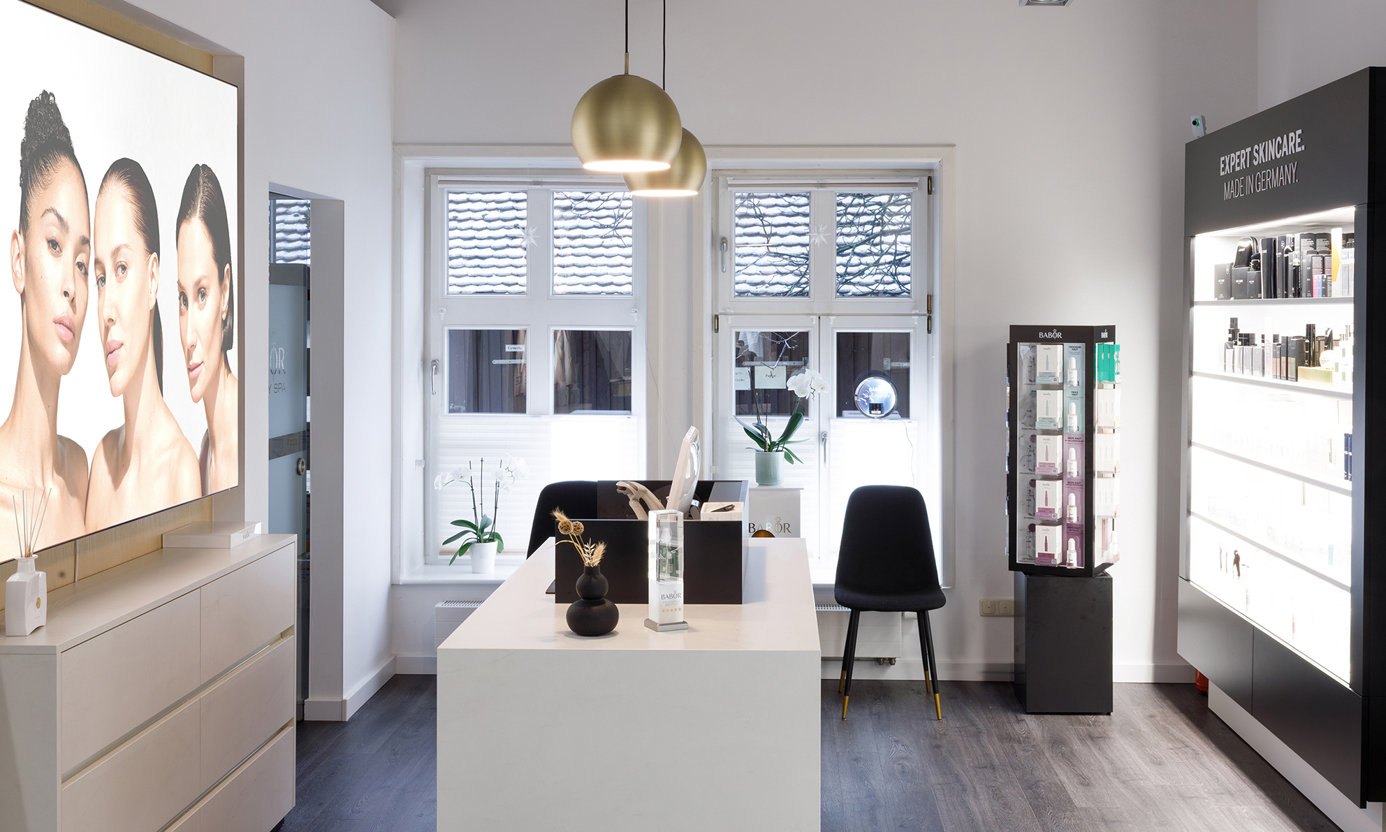 Slider Institut Theke